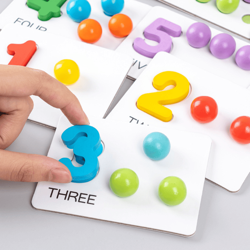 Montessori - nummers op kleur sorteren om te leren tellen